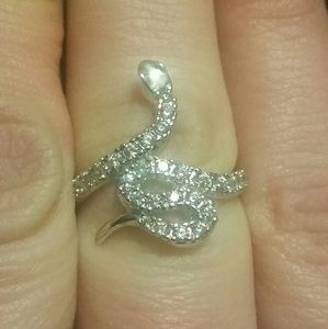 Sz 6 ~ Sterling super sparkly CZ ring